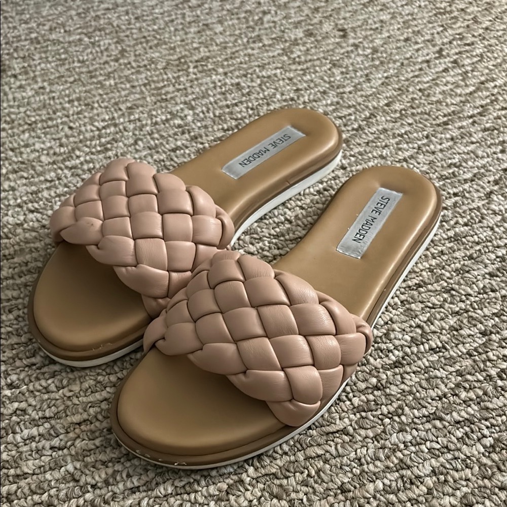 Steve Madden Tan Quilted Slide Sandals